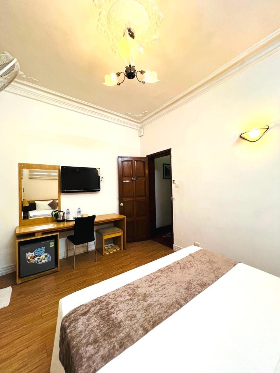 Hanoi Win Hotel & Travel エクステリア 写真
